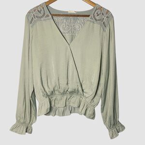 Miss Me Womens Blouse Top Long Sleeve Boho Lace Cutout Sage Green Size Medium